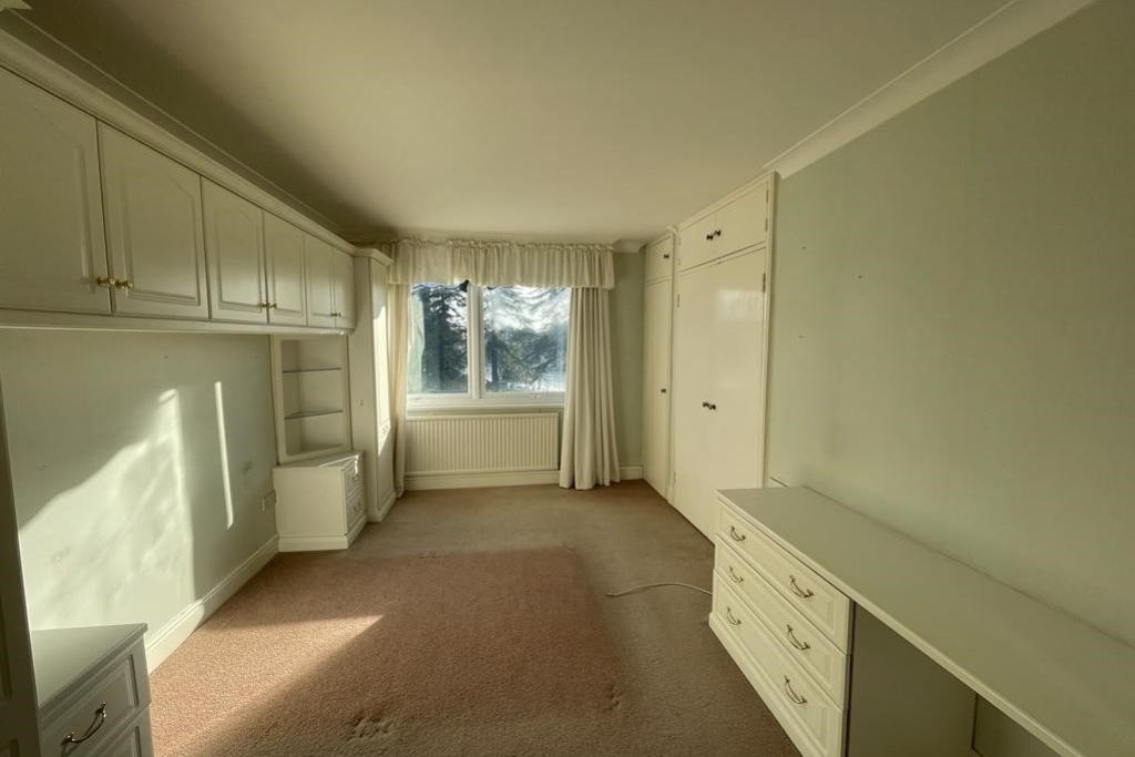 Penton Hall Penton Hall Drive, StainesuponThames, Surrey, TW18